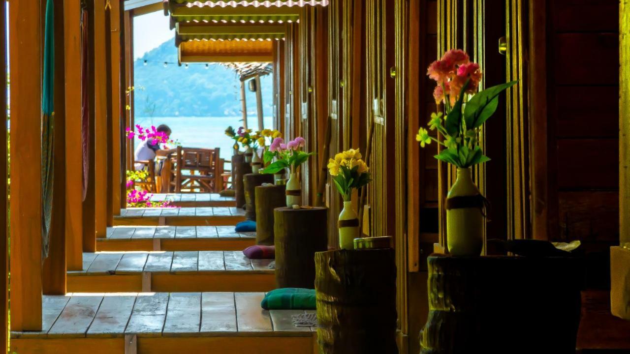 Colorful Hut Hotel Ko Pha Ngan Buitenkant foto