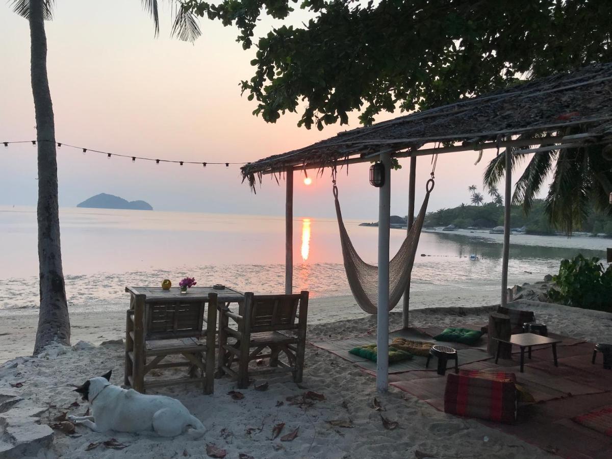 Colorful Hut Hotel Ko Pha Ngan Buitenkant foto